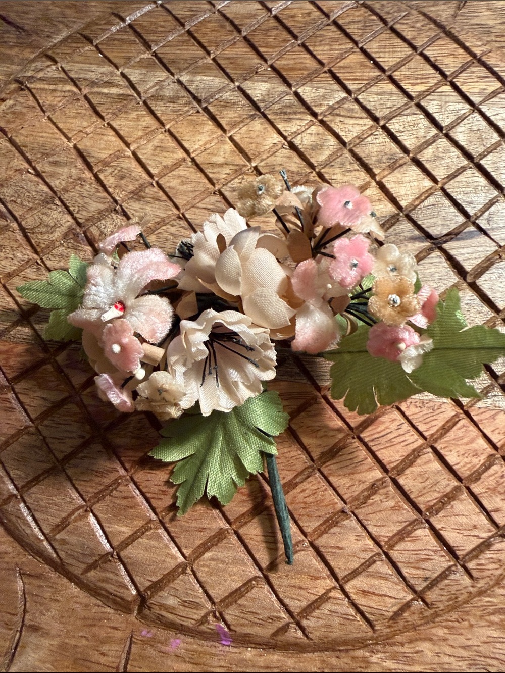 Vintage Delicate Pink & Cream Floral Brooch